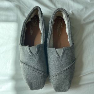 Toms faux fur lined loafers